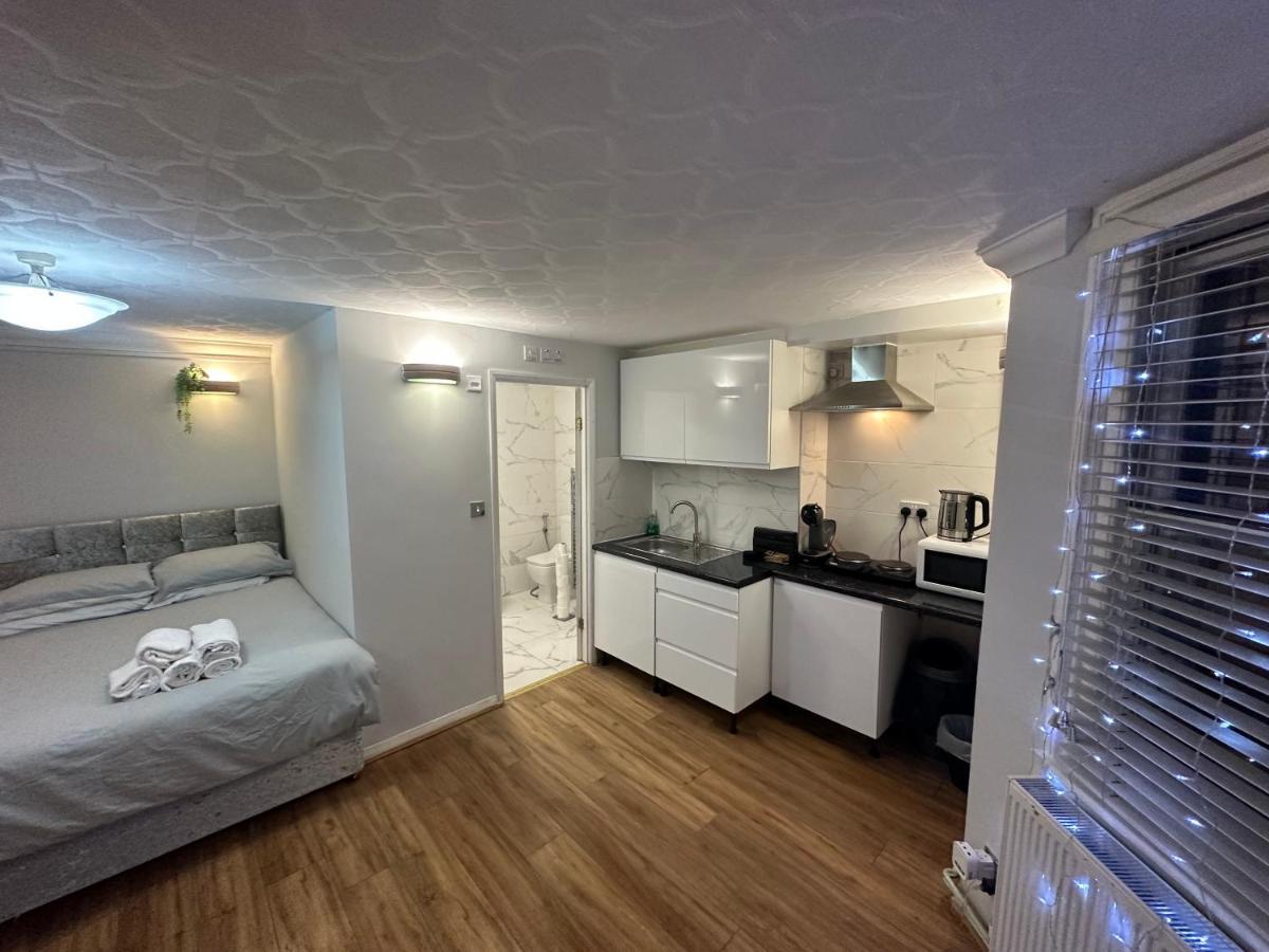 Aparthotel In *